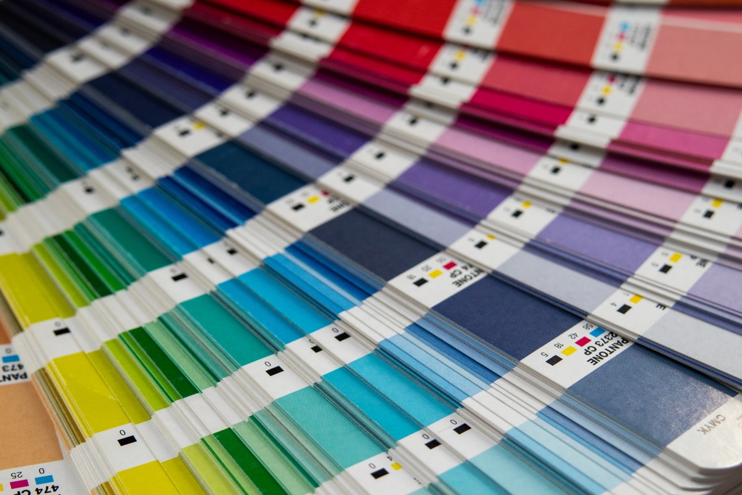 How Color Analysis Can Transform Your Style