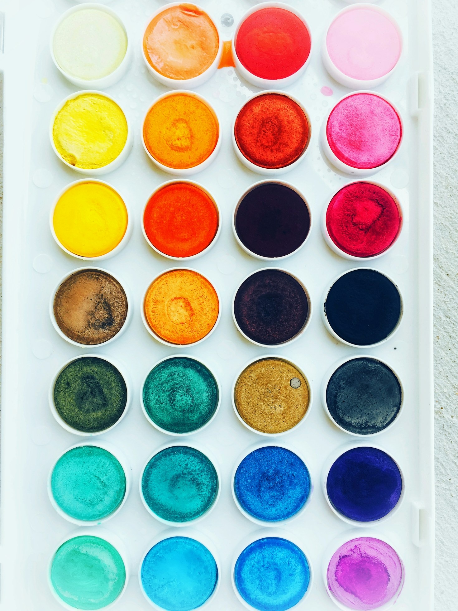 Choosing Colors That Boost Your Confidence